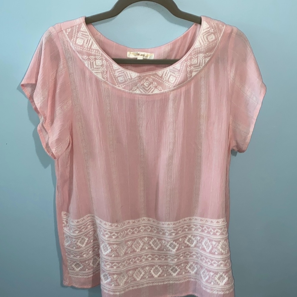 Pink and White Lace Embroidered Short ruffled sleeved Blouse size L